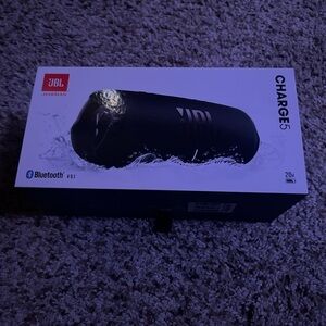 JBL Charge 5 Speaker